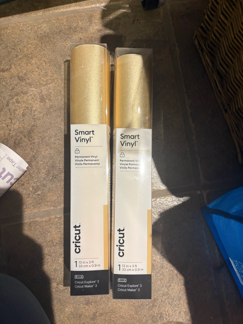 Gold shimmer “smart vinyl”